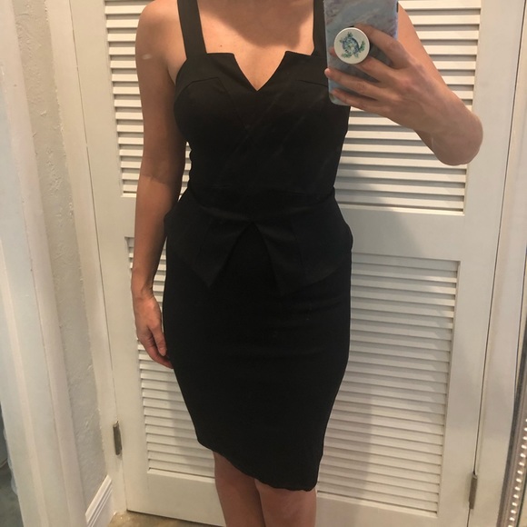 White | Black House Market - Picture 2 of 8